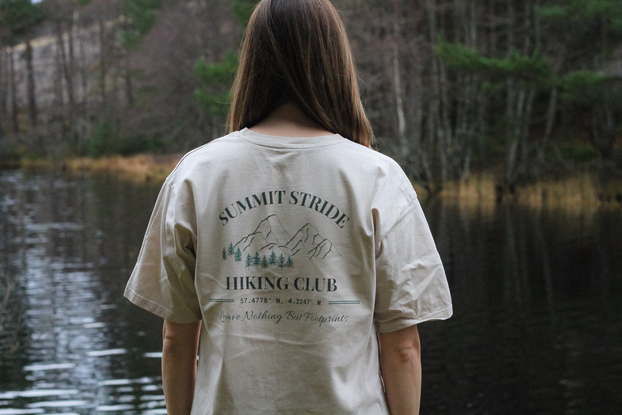 Womens Hiking Club Oversized T-shirt - Summit Stride